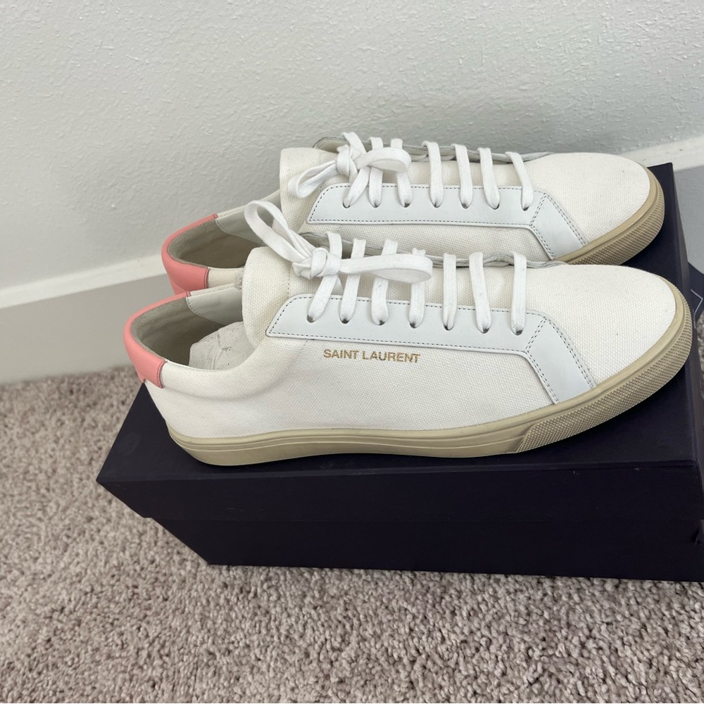 Unisex Saint Laurent White Sneakers with Pink Highlights.
